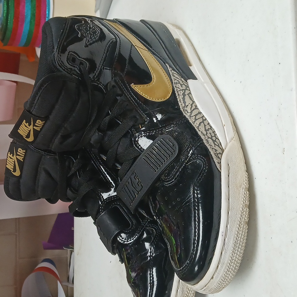 Air Jordan Legacy